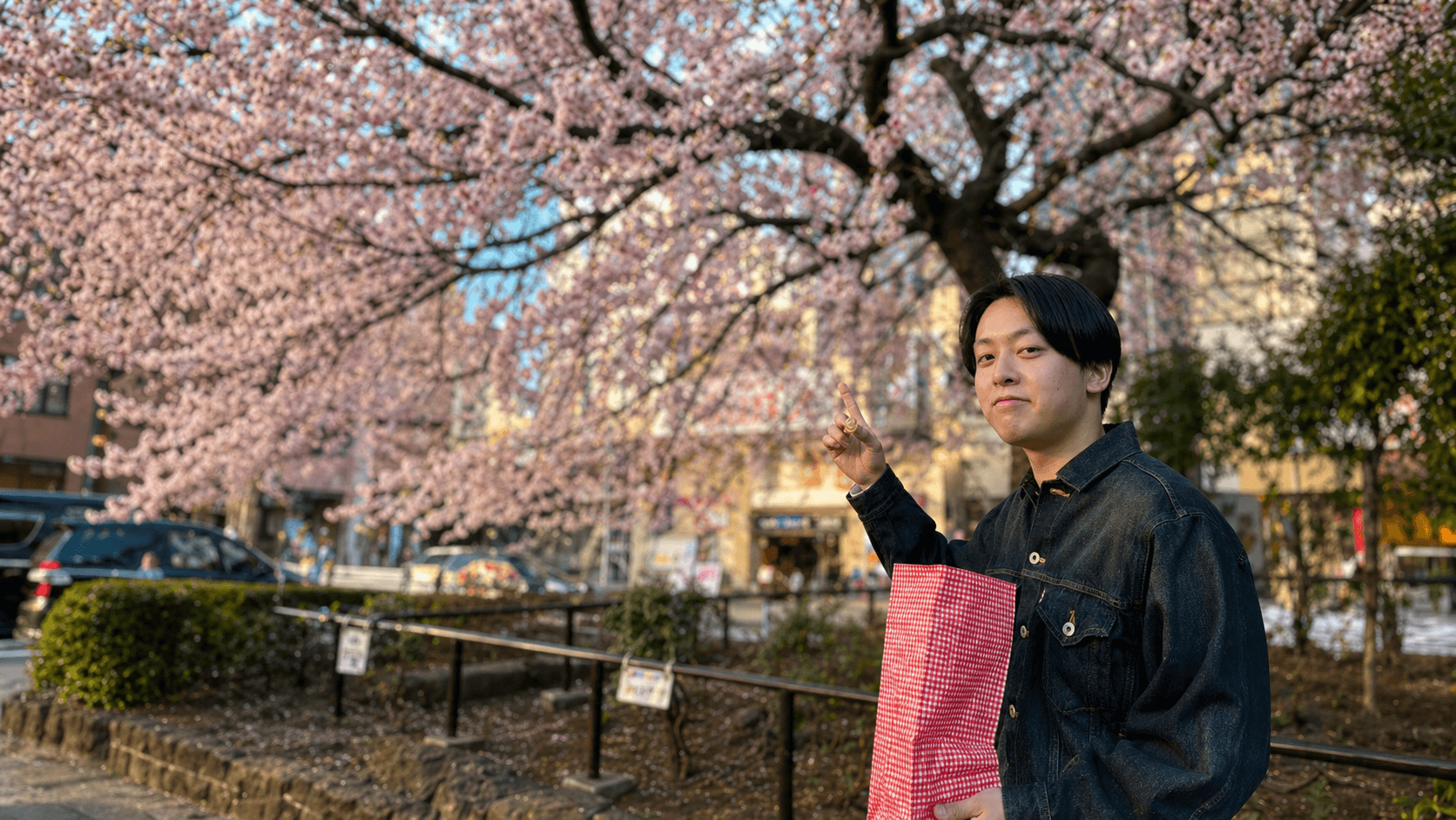 一番やりたくないことを、あえてやる。——バイトと遊びしかなかった男が、営業を選んだ理由